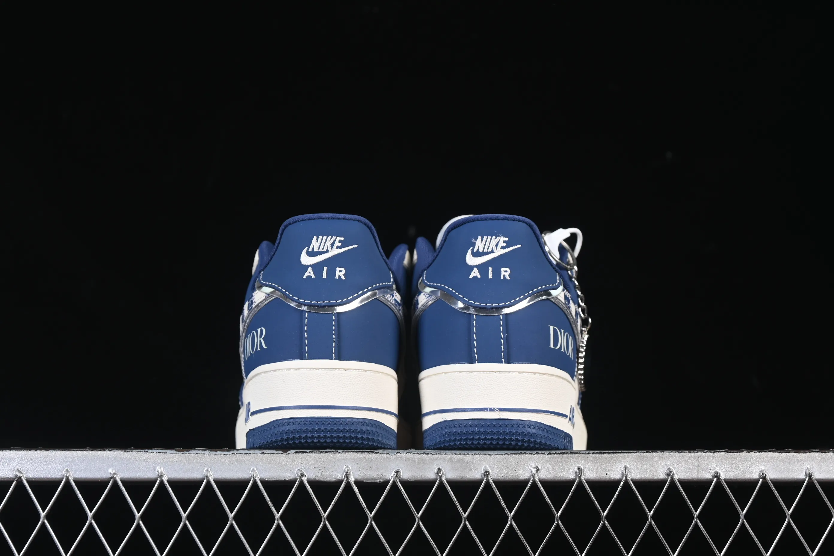 All Categories Nk Air Force 1 Air Force Series Nk Air Force 1 Low Air Force Low Nike Air Force 1'07 Low Dior Joint Mi Blue Jiugongge Air Force One Low Casual Shoes DF0188-103